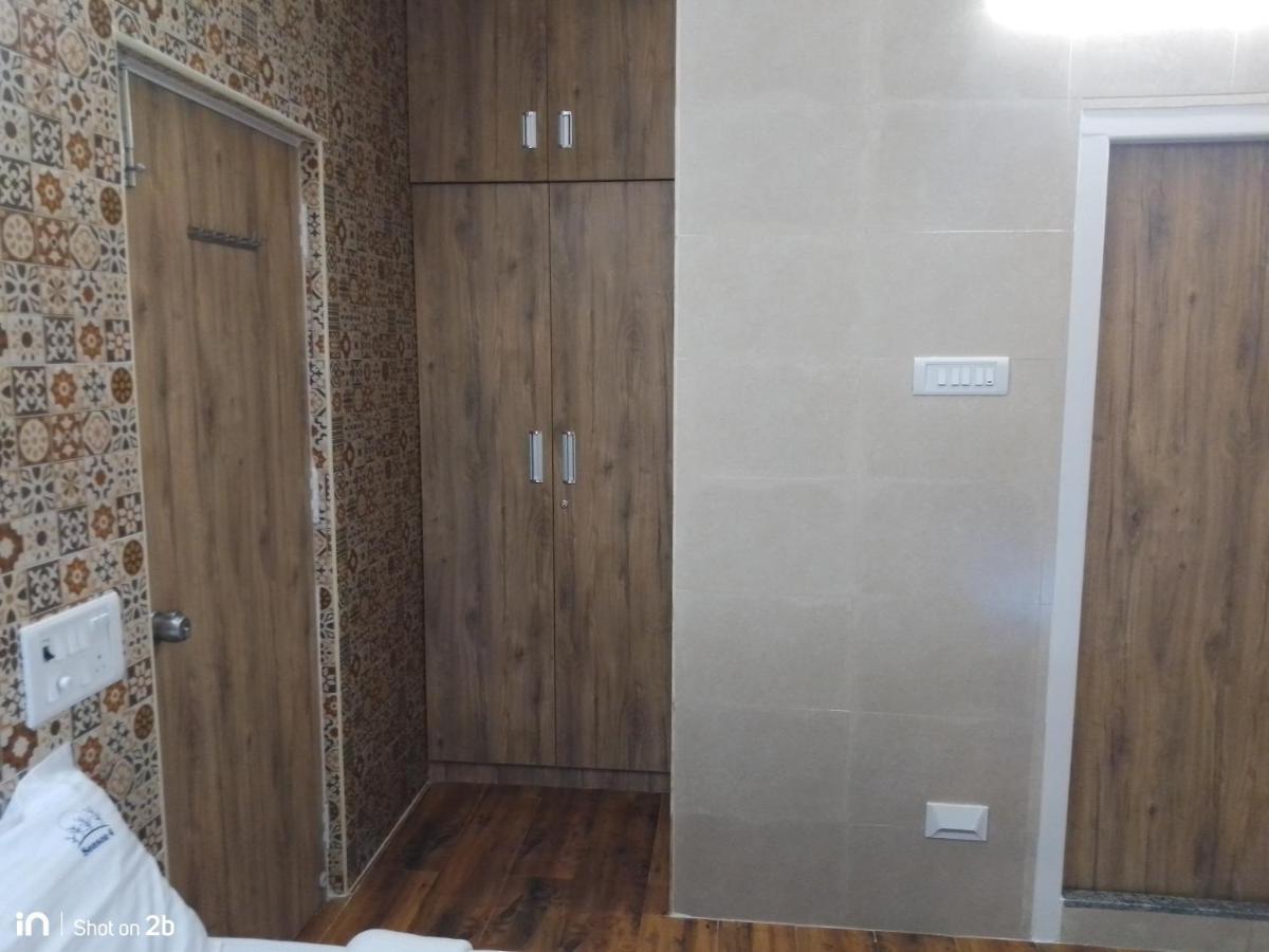 Season 4 Residences - 1Bhk Furnished Apartments Ченнаи Экстерьер фото